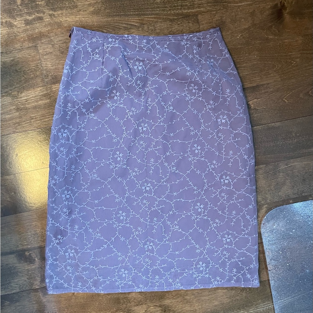 Elegant Purple Floral Skirt